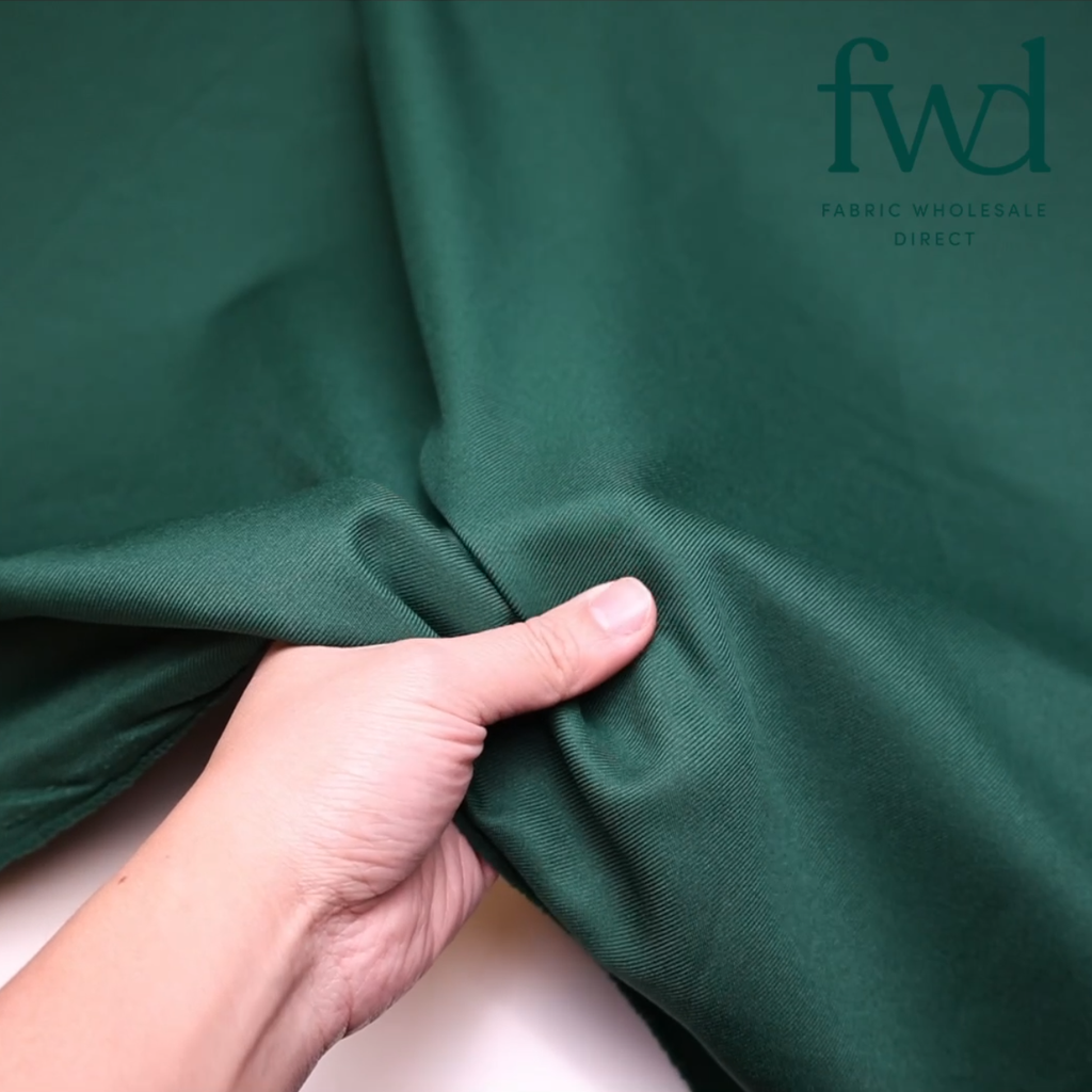 Polyester Gabardine (59/60 Inch) Hunter Green Fabric Video|SV580970
