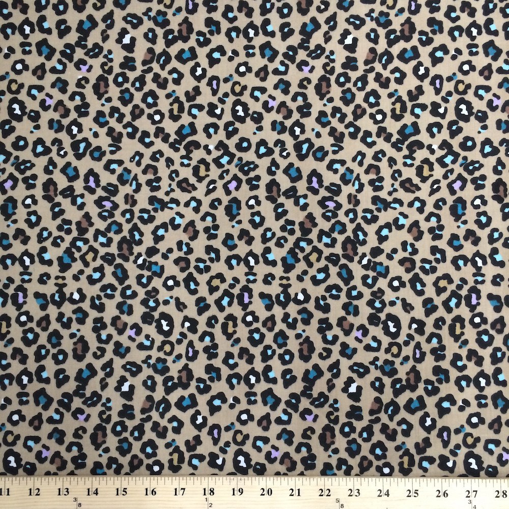 Catwalk Print Broadcloth Fabric SV570273 2